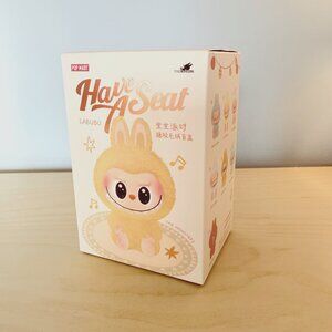 💛 100% AUTHENTIC - LABUBU The Monsters Have a Seat - SISI Sealed Box